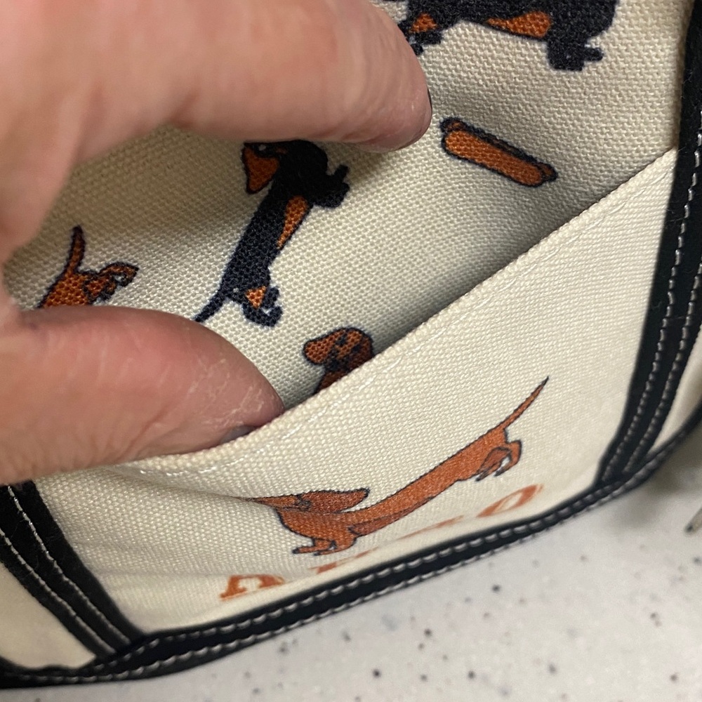 NWT.  Aeropostale, canvas, dachshund handbag. - Picture 14 of 15